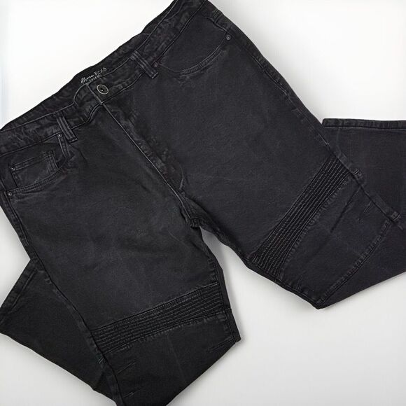 Marc Ecko Cut & Sew Moto Jeans Mens 46X30 Black Denim 100% Cotton‎ EUC - Picture 1 of 11